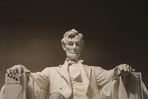 Statue of Abraham Lincoln