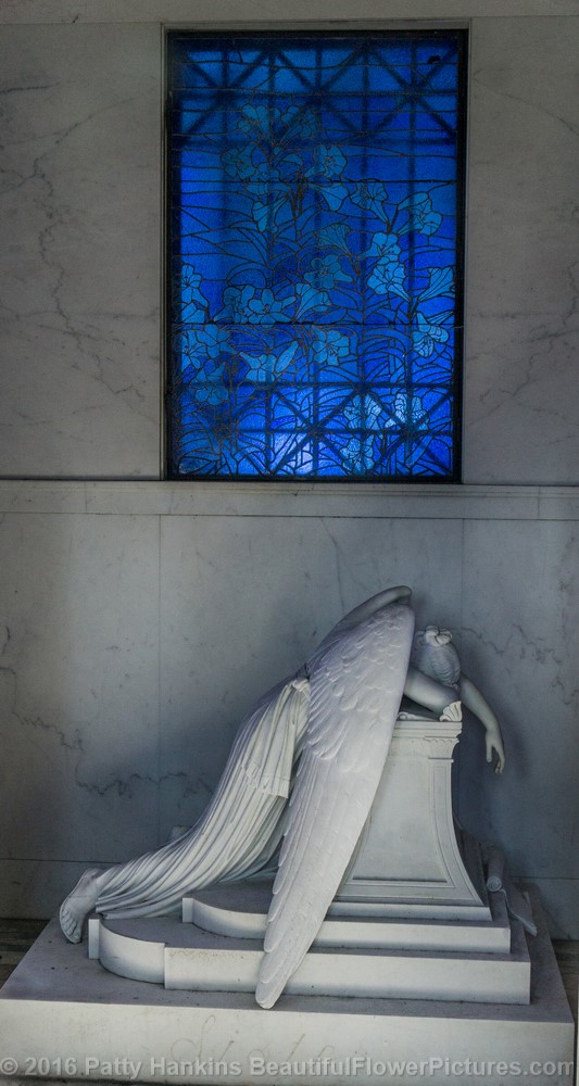 Grave at Metairie Cemetery, New Orleans © 2016 Patty Hankins