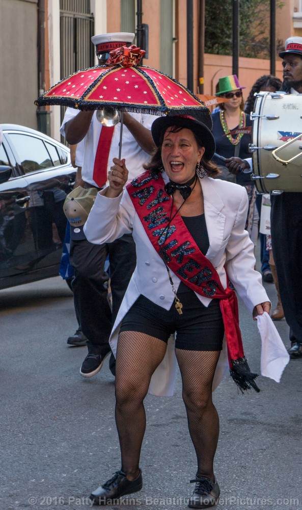 Second Line, French Quarter, New Orleans © 2016 Patty Hankins