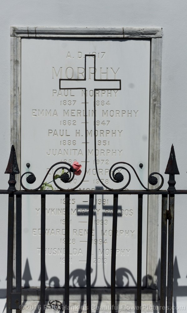 Grave at St. Louis I Cemetery, New Orleans © 2016 Patty Hankins