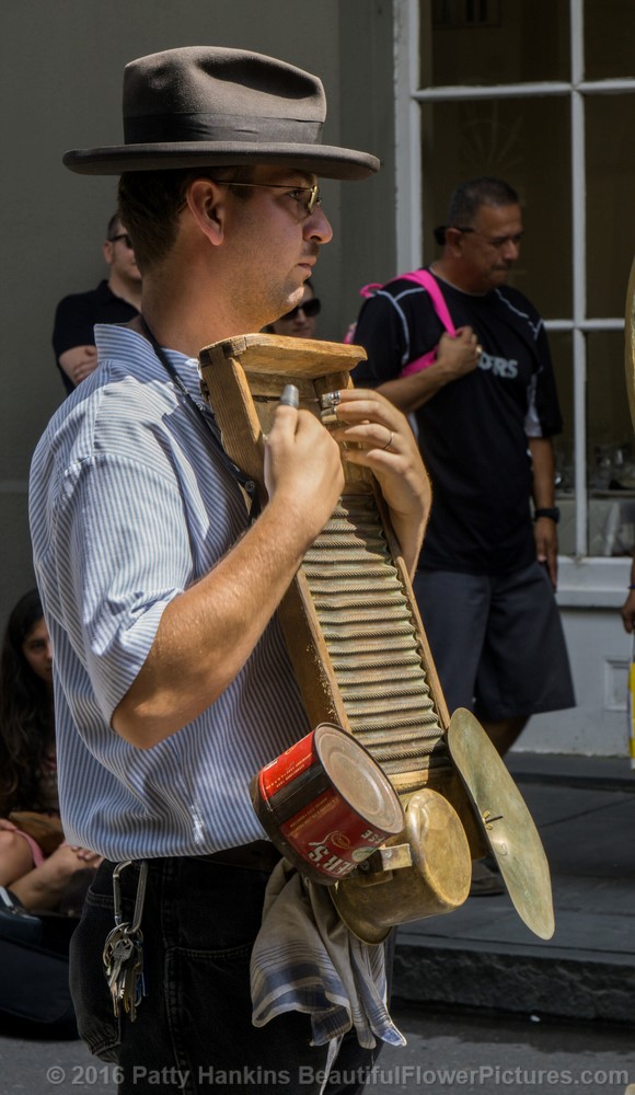 Street Musician in the French Quarter, New Orleans © 2016 Patty Hankins