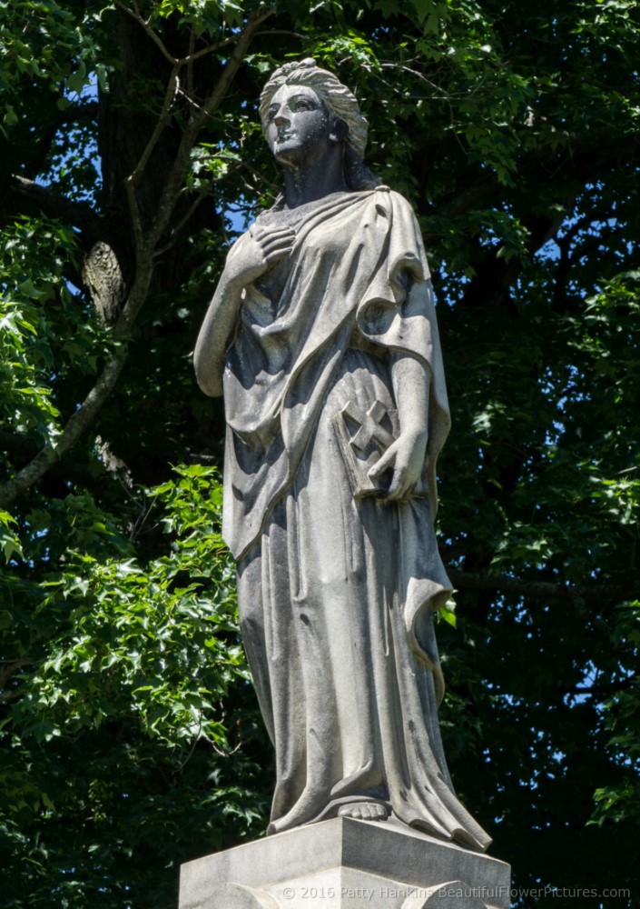 Grave at Albany Rural Cemetery, Menands, New York © 2016 Patty Hankins