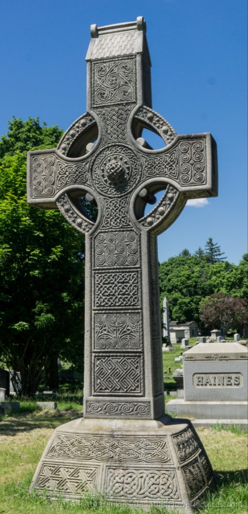 Grave at Albany Rural Cemetery, Menands, New York © 2016 Patty Hankins