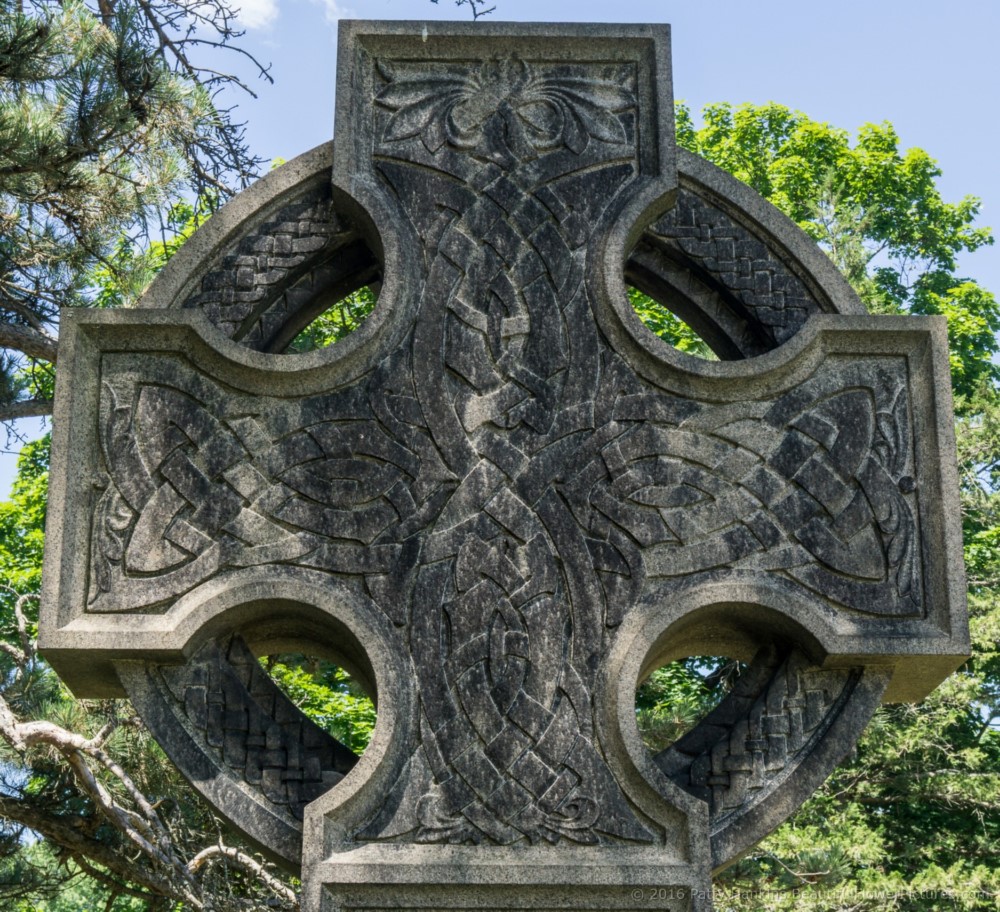 Grave at Albany Rural Cemetery, Menands, New York © 2016 Patty Hankins