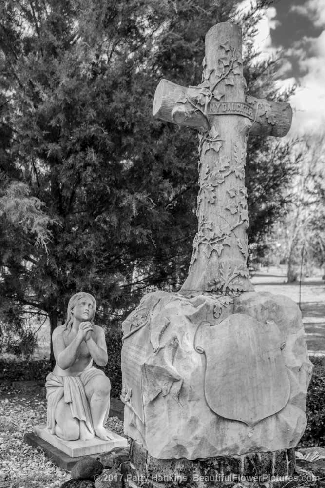 Margaret Marshall Grave, Laurel Grove Cemetery North, Savannah, GA © 2017 Patty Hankins