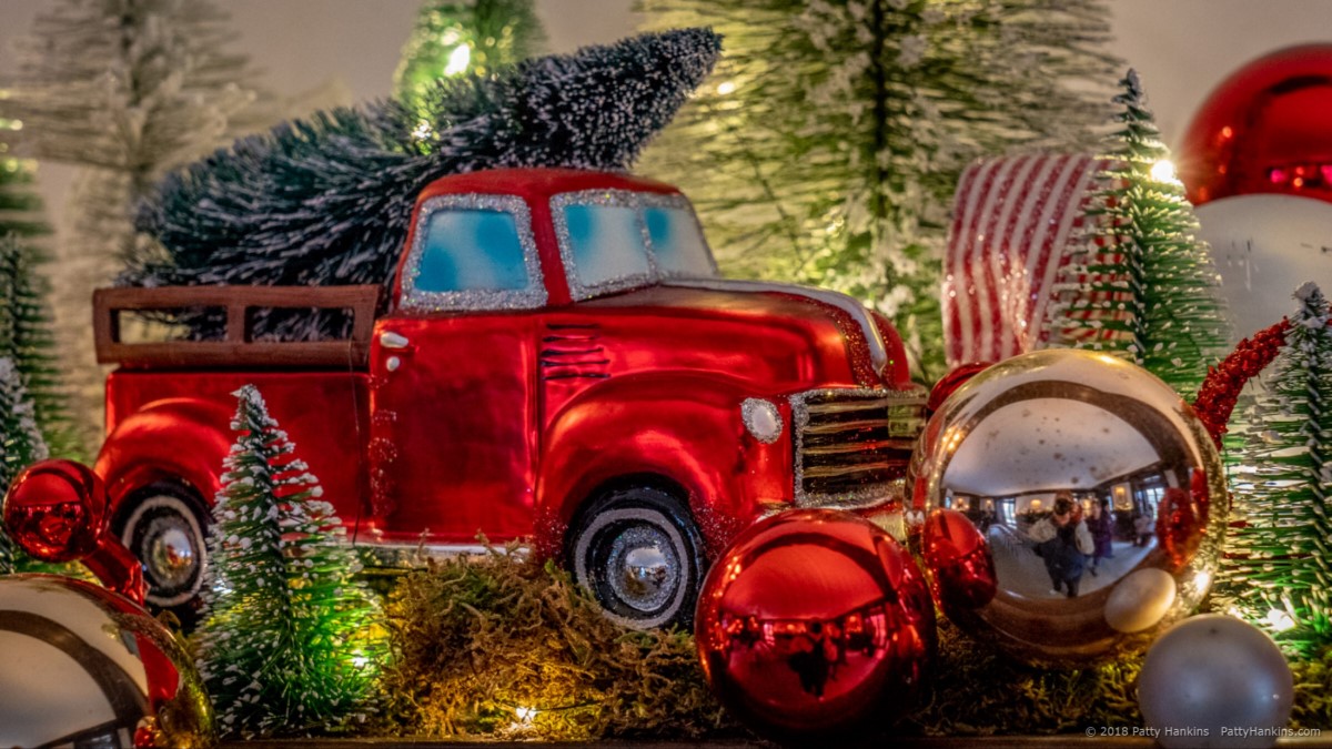 Christmas at the DuPont House, Longwood Gardens 2018 © 2018 Patty Hankins